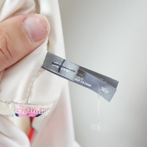 NWOT Aerie White Neon Rainbow Striped Full Coverage One Piece Bathing Suit XL - Picture 3 of 11